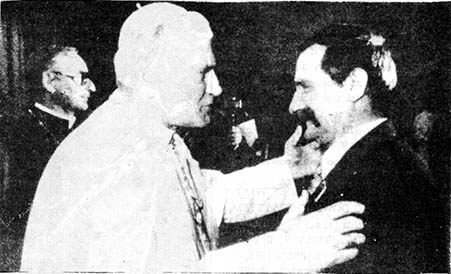 Lech Walesa kisses the Nazi-Pope